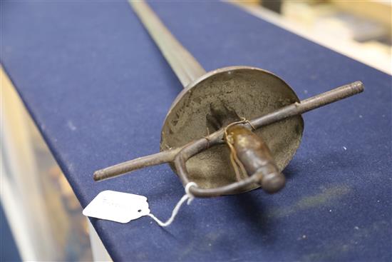 A 17th/18th century Spanish colonial cup-hilted rapier, 34.75in.